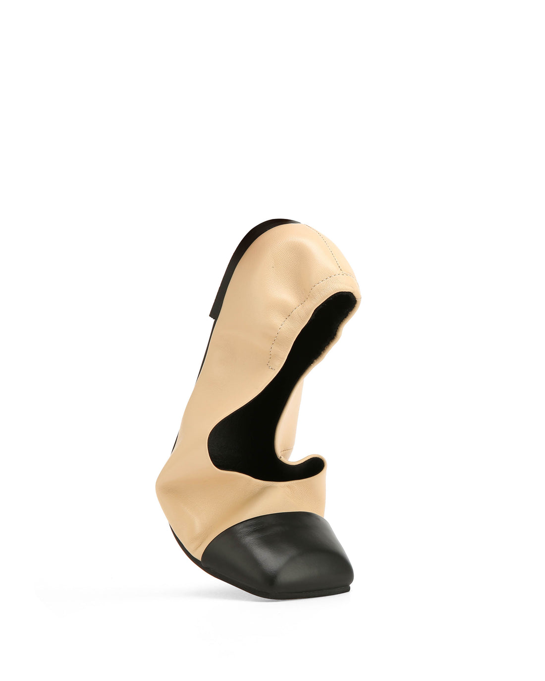 Clemmi Beige Leather/Black Toe