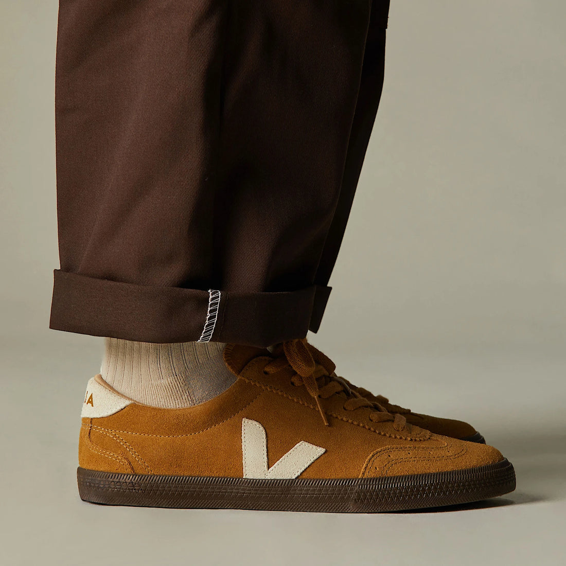 M Volley Tent Natural Eagle Suede